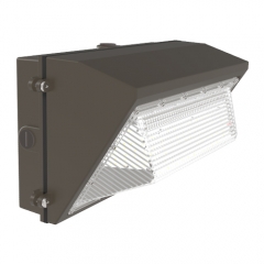 Paquete de luz LED de pared con sensor de fotocélula con certificación ETL DLC de la serie WPXW, 40W-150W, 110-120lm / W, 5 años de garantía